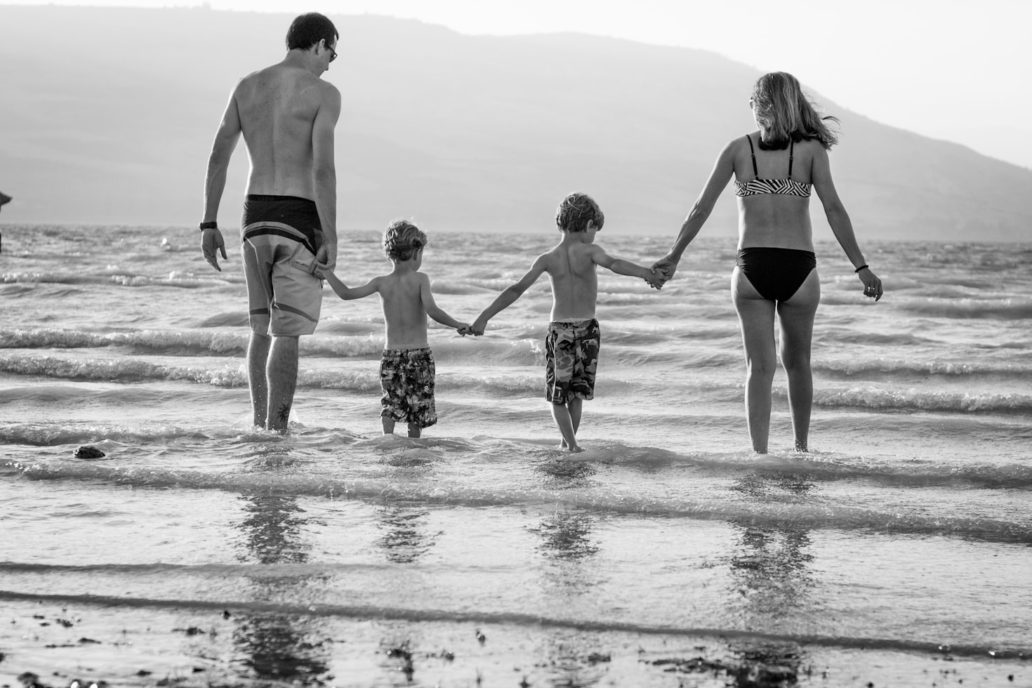 Top 5 Essentials for a Smooth Family Adventure
